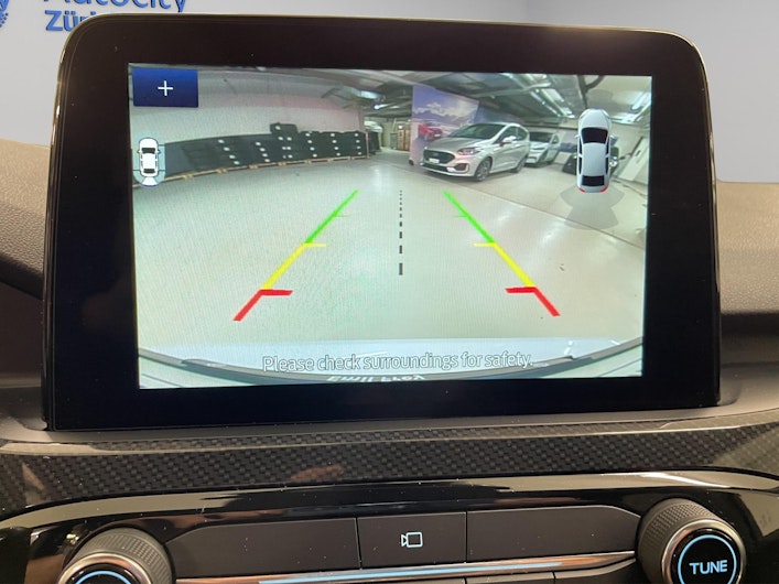 Vehicle image FORD KUGA