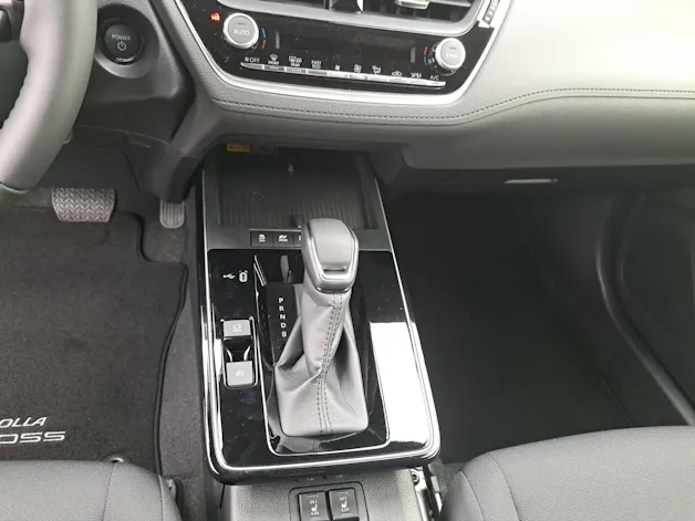 Toyota Corolla Cross 2.0 HSD Trend AWD-i