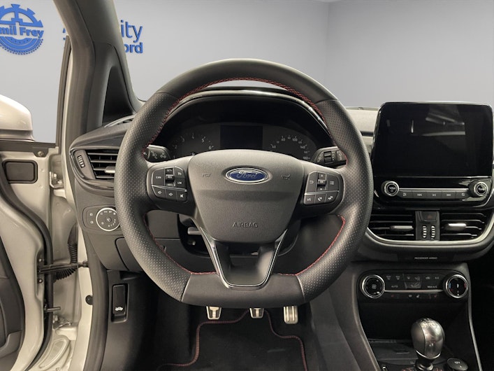 Vehicle image FORD FIESTA