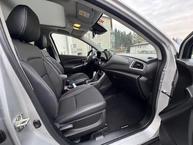 Suzuki S-Cross 1.4 T Compact Top Hybrid 4x4