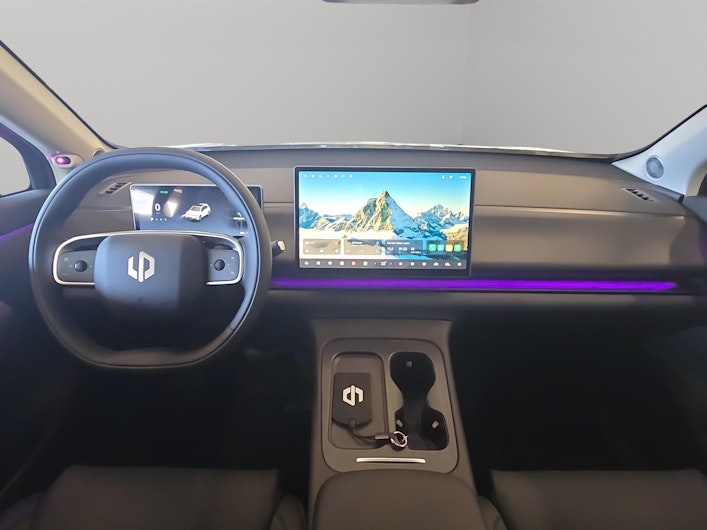 Vehicle image LEAPMOTOR C10