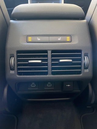 Vehicle image 24 Vehicle image 24