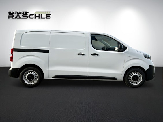 Vehicle image 5 Vehicle image 5