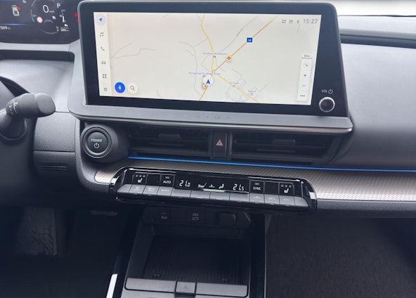 Vehicle image 16 Vehicle image 16