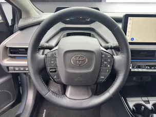 Toyota Prius 2.0 Plug-In-Hybrid Style