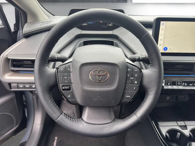 Toyota Prius 2.0 Plug-In-Hybrid Style