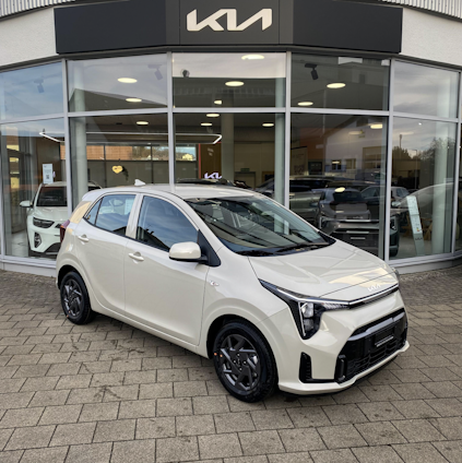 First vehicle image First vehicle image