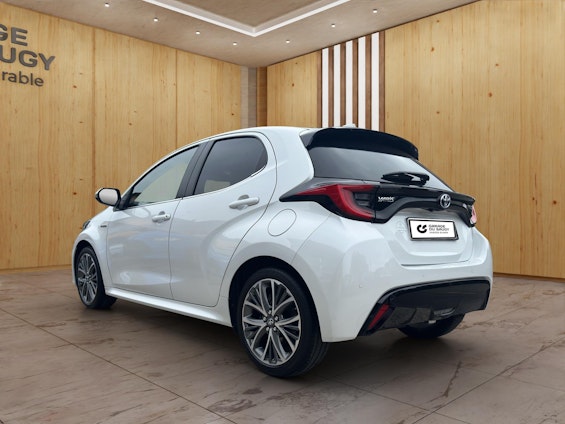 Vehicle image 3 Vehicle image 3