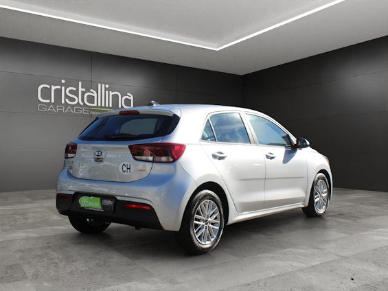 immagine del veicolo 3 immagine del veicolo 3