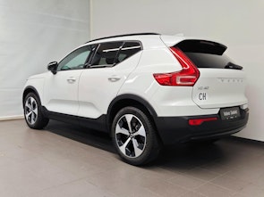 Vehicle image VOLVO XC40 2.0 B3 MH Plus Dark