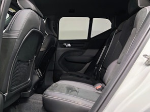 Vehicle image VOLVO XC40 2.0 B3 MH Plus Dark