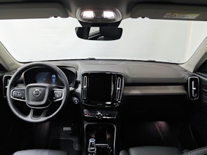 Vehicle image VOLVO XC40 2.0 B4 MH Plus Dark