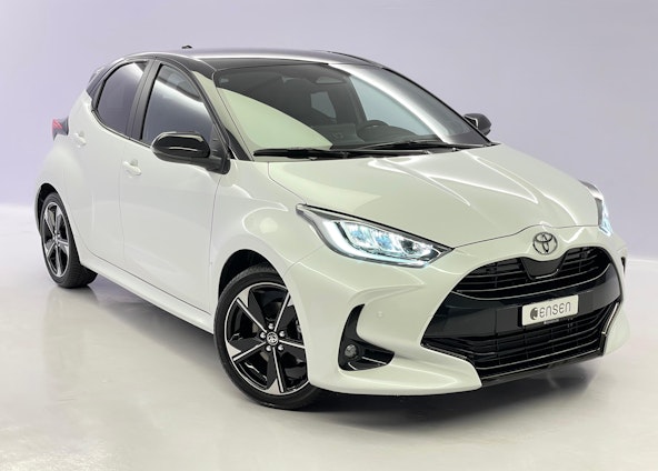 First vehicle image First vehicle image