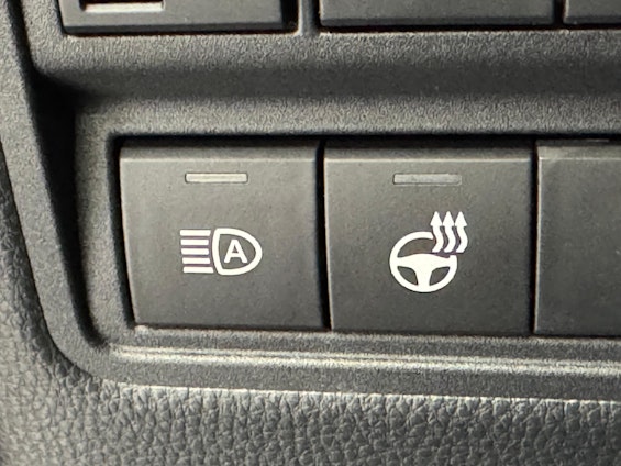 Vehicle image 14 Vehicle image 14