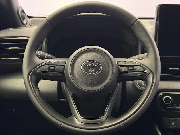 Toyota Yaris 1.5 VVT-i HSD Premium