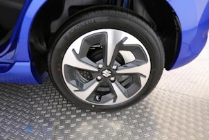 Vehicle image SUZUKI Swift 1.2 Compact Top Hybrid