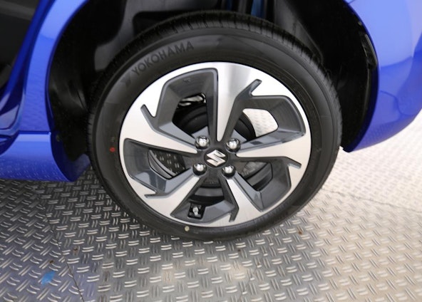 Vehicle image 8 Vehicle image 8