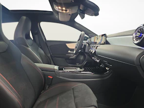 Fahrzeugbild MERCEDES-BENZ A 220 4MATIC AMG Line