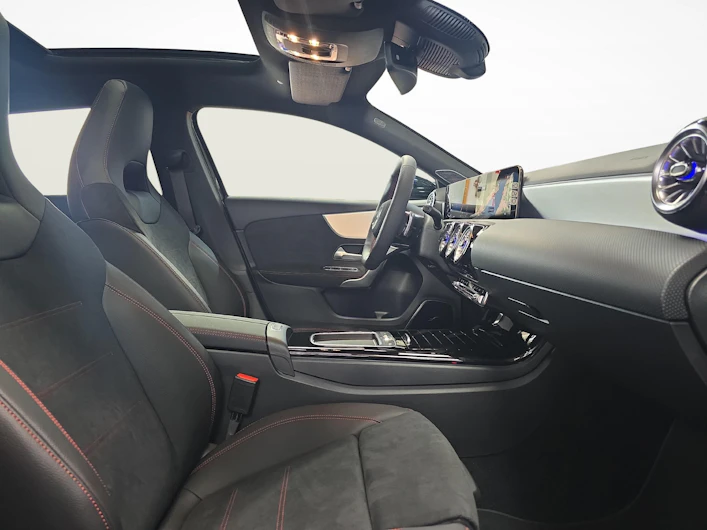 Fahrzeugbild MERCEDES-BENZ A 220