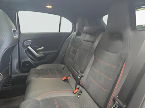 https://vehicle.imgix.net/4043873/5bfe8f69-d9b0-4a03-bc44-42a7ebceee67.jpg