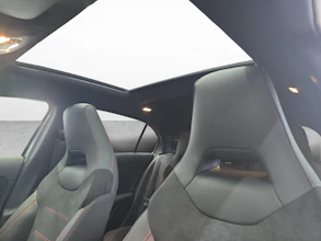 https://vehicle.imgix.net/4043873/68168dbb-be03-474f-8fa9-fef35552252f.jpg