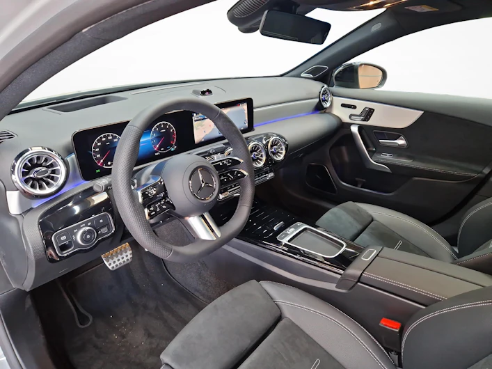 Fahrzeugbild MERCEDES-BENZ A 200