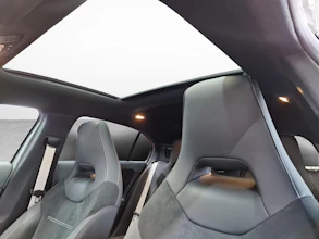 https://vehicle.imgix.net/4043876/d43ed757-52d5-44fc-a9a0-c6d7388a36cc.jpg