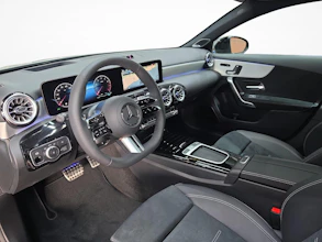 https://vehicle.imgix.net/4043881/251d0a31-a2e3-4b95-8b5f-a41d0cc2fba9.jpg