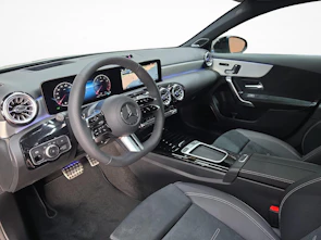 immagine del veicolo MERCEDES-BENZ A 220 4MATIC AMG Line