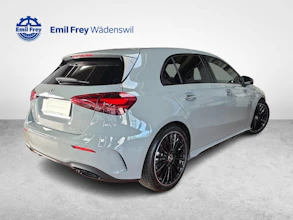 https://vehicle.imgix.net/4043881/8cee02ba-9490-48da-9329-b0163f93db47.jpg