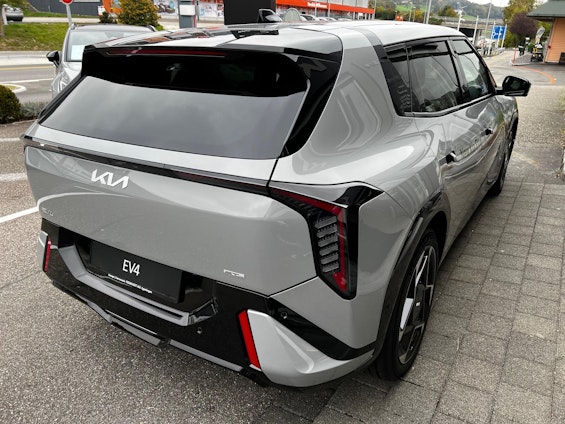 Vehicle image 2 Vehicle image 2