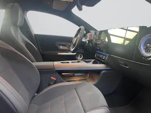 Mercedes-Benz CLA 350 4MATIC AMG Line