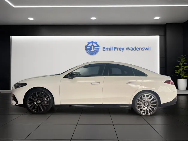 Mercedes-Benz CLA 350 4MATIC AMG Line