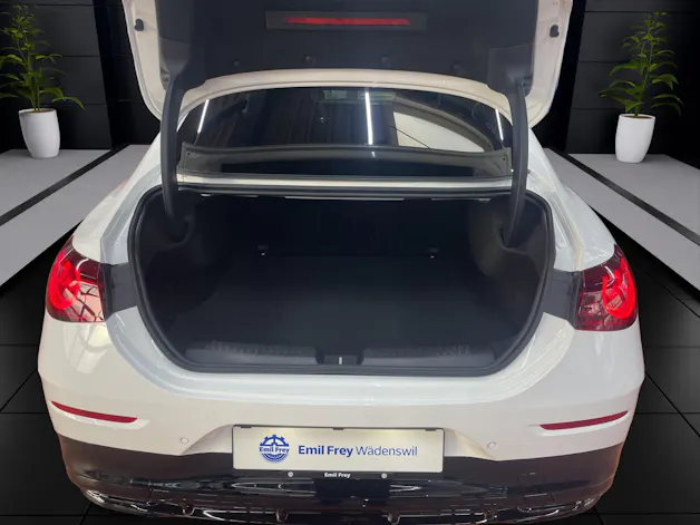 Mercedes-Benz CLA 350 4MATIC AMG Line