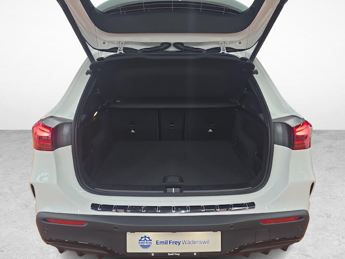 Vehicle image MERCEDES-BENZ EQA 350