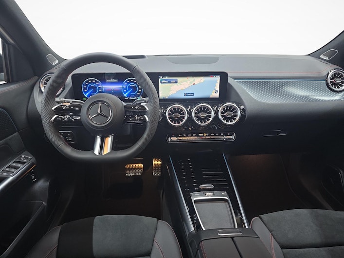 Vehicle image MERCEDES-BENZ EQA 350