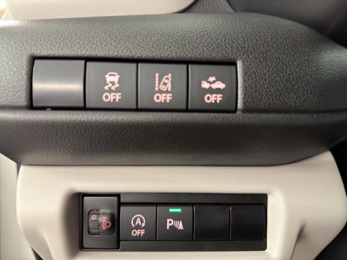 Vehicle image SUZUKI SWIFT