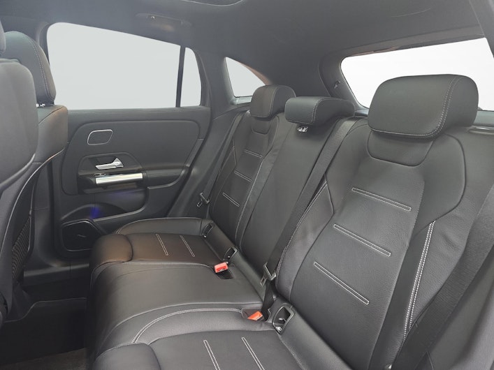 Vehicle image MERCEDES-BENZ E-C5 AIRCROSS ELEKTRO PLUS