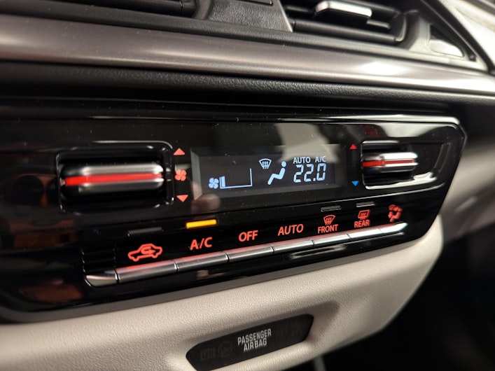 Vehicle image SUZUKI SWIFT