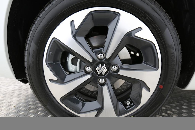 Vehicle image SUZUKI SWIFT