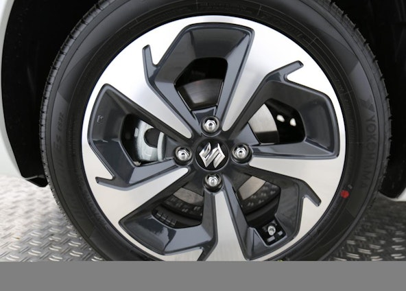 Vehicle image 5 Vehicle image 5