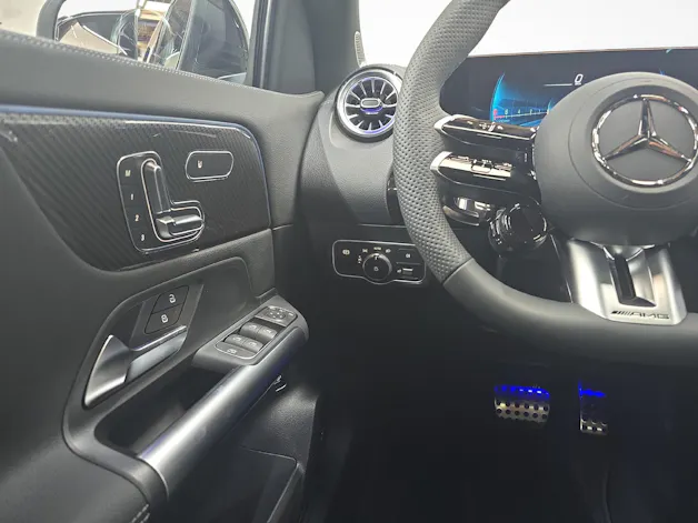 Mercedes-Benz AMG GLA 35 4MATIC