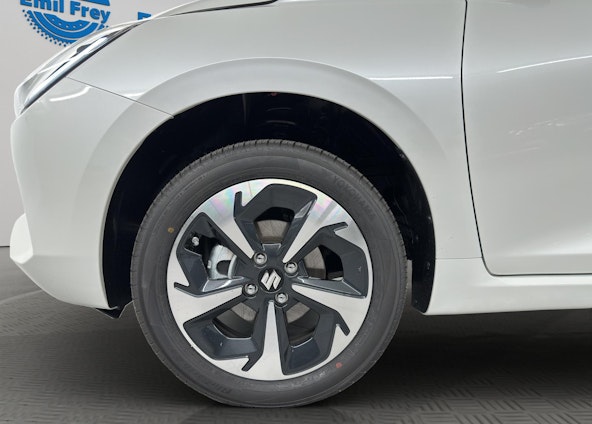 Vehicle image 3 Vehicle image 3