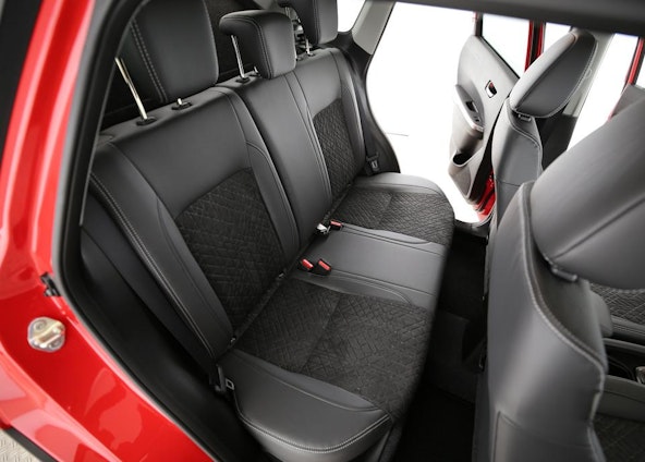 Vehicle image 6 Vehicle image 6