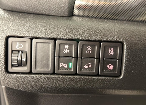 Vehicle image 10 Vehicle image 10