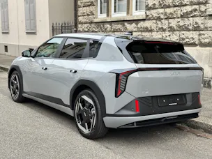 Kia EV4 81 kWh Earth+