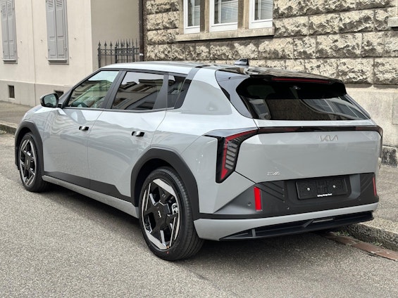 Vehicle image 5 Vehicle image 5