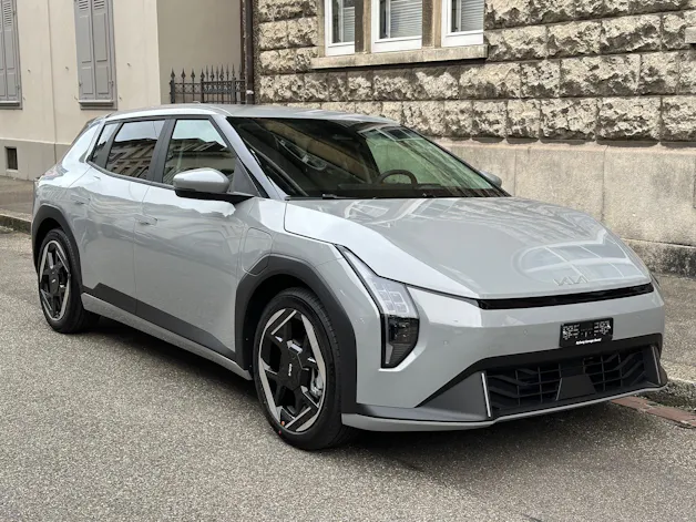 Kia EV4 81 kWh Earth+