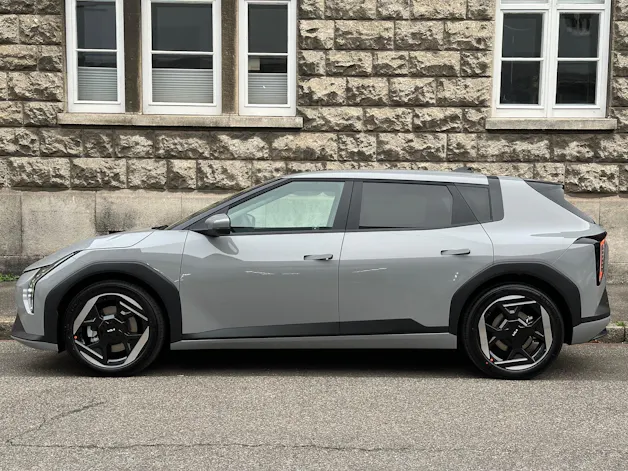 Kia EV4 81 kWh Earth+