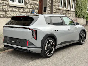 Kia EV4 81 kWh Earth+
